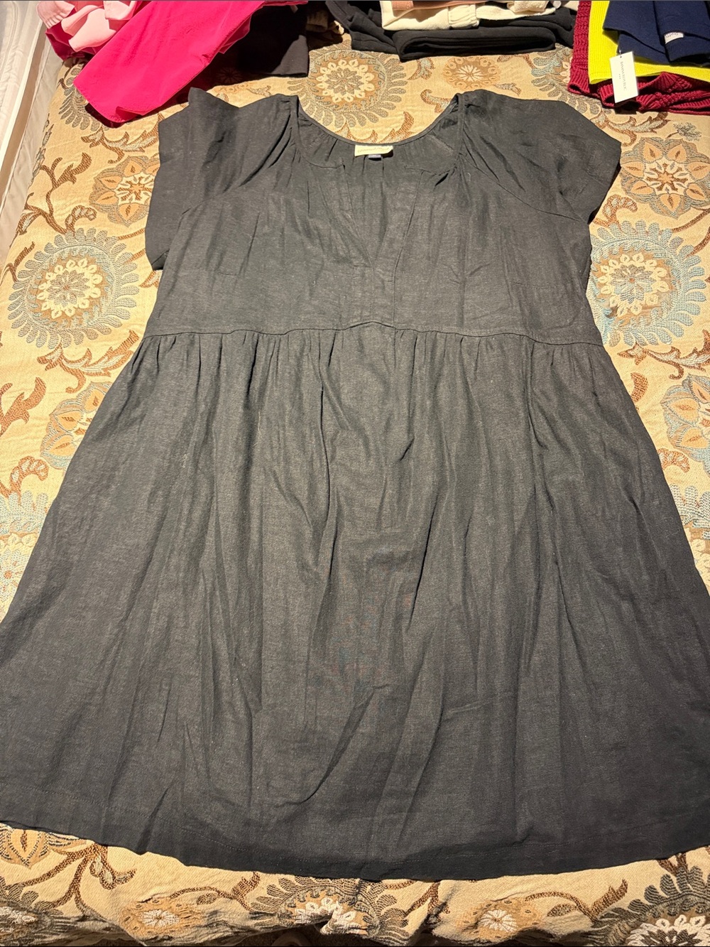 Universal Thread Charcoal black Maxi Dress (to knees)